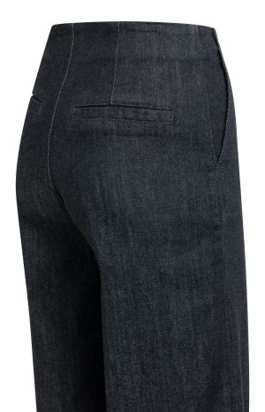 99037 BLACK DEN