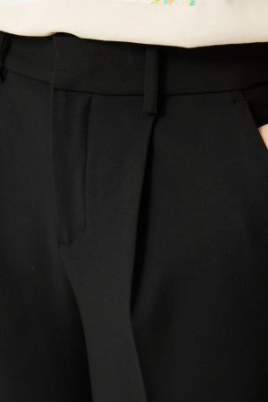  Black 60